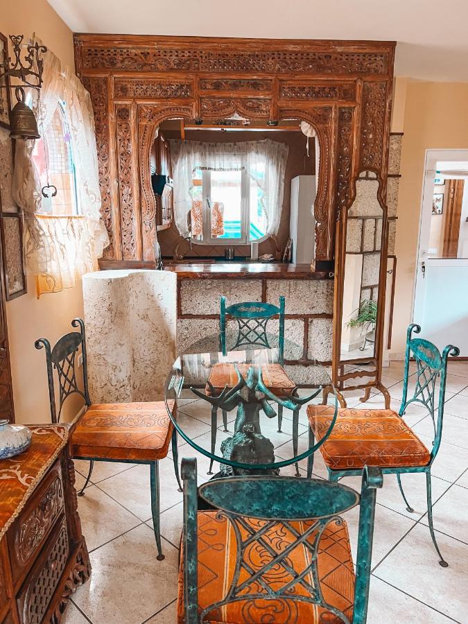 לה אורוטבה Apartment With Huge Deck Nestled In Marvelous Gardens - Nidos מראה חיצוני תמונה
